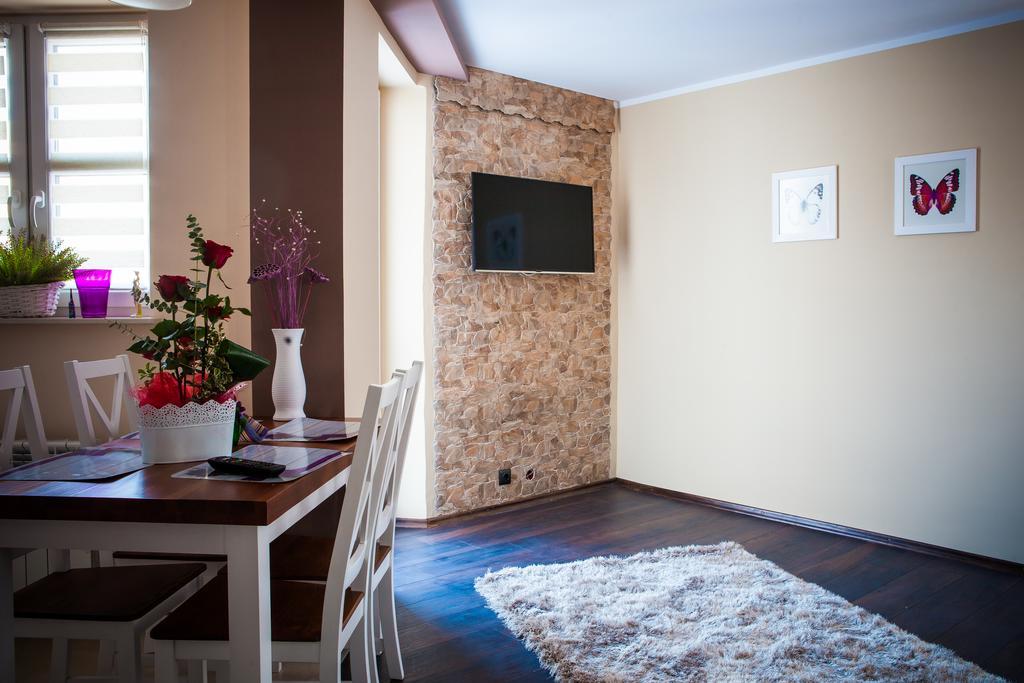 Belweder Apartment Naleczow Exterior photo